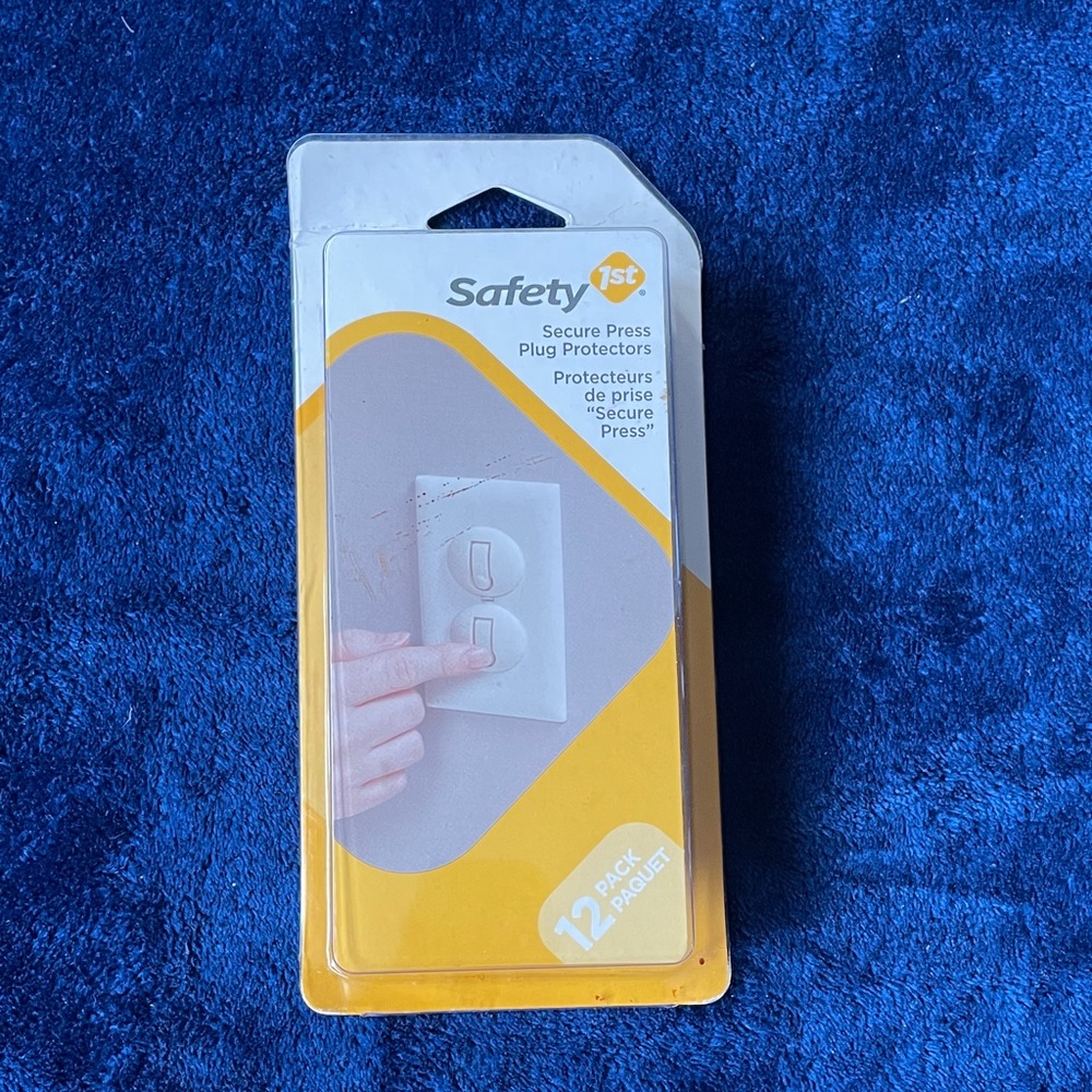 NIB Secure Press Plug Protectors - White